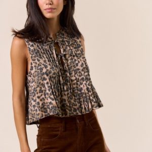 Top animal print