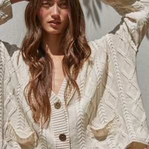 Cardigan tejido natural