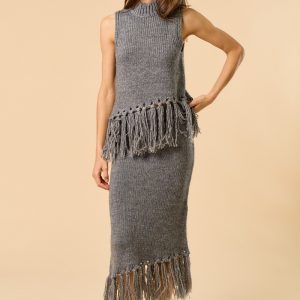 Set gris tejido falda con top deshilado