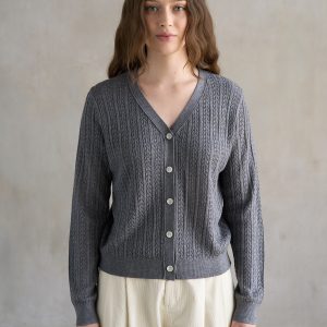 Sweater gris tejido