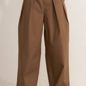 Pantalón café pinzas