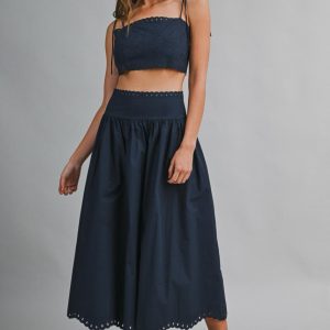 Set top y falda navy con encaje parte de abajo