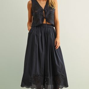 Falda y top azul navy