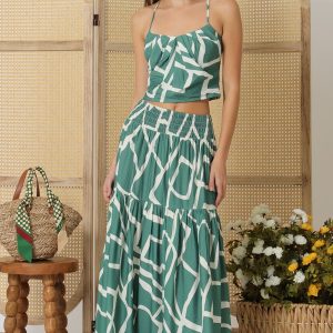 Top y falda verde strapless