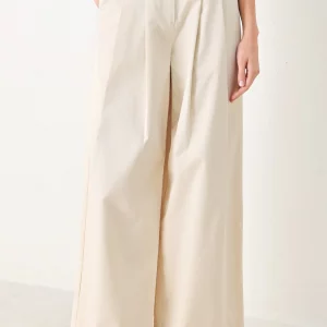 Pantalon ecru cinturón