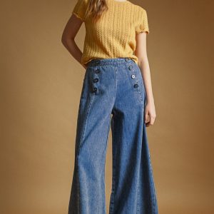 Pantalon salilor botones enfrente