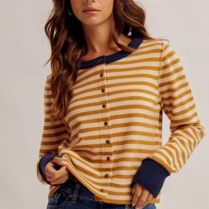 Sweater rayitas verde mostaza con azul