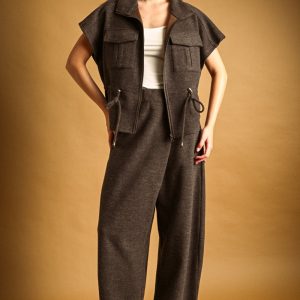Chaleco con pantalon gris charcoal
