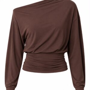 Top manga larga café cuello ojal